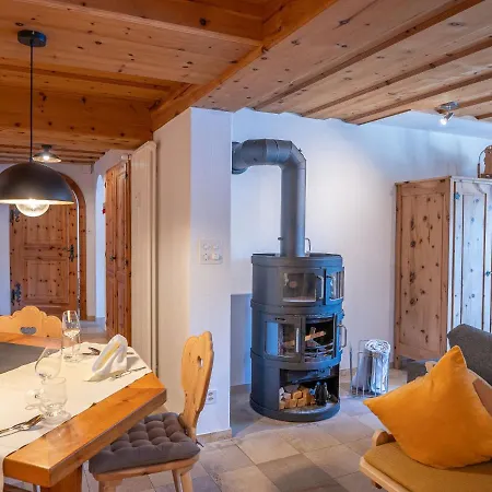 Chesa Anemona Al Lej By Interhome *