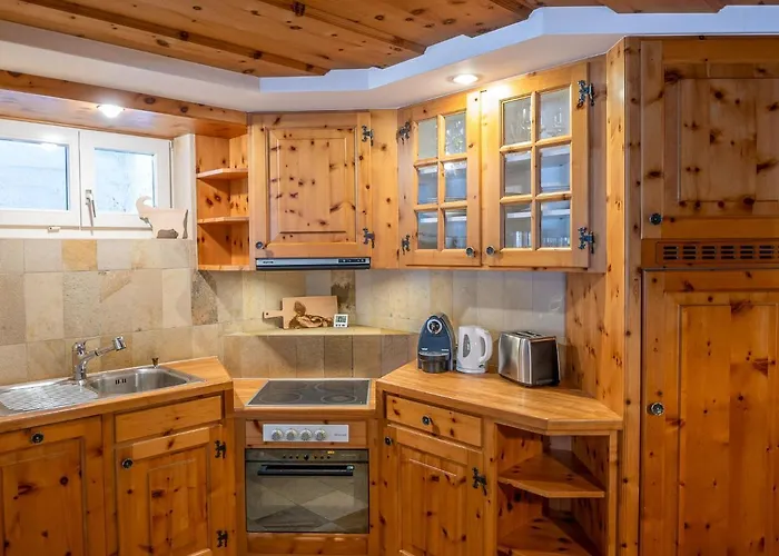 Daire Chesa Anemona Al Lej By Interhome Saint-Moritz