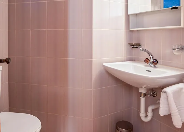 Chesa Anemona Al Lej By Interhome Apartman